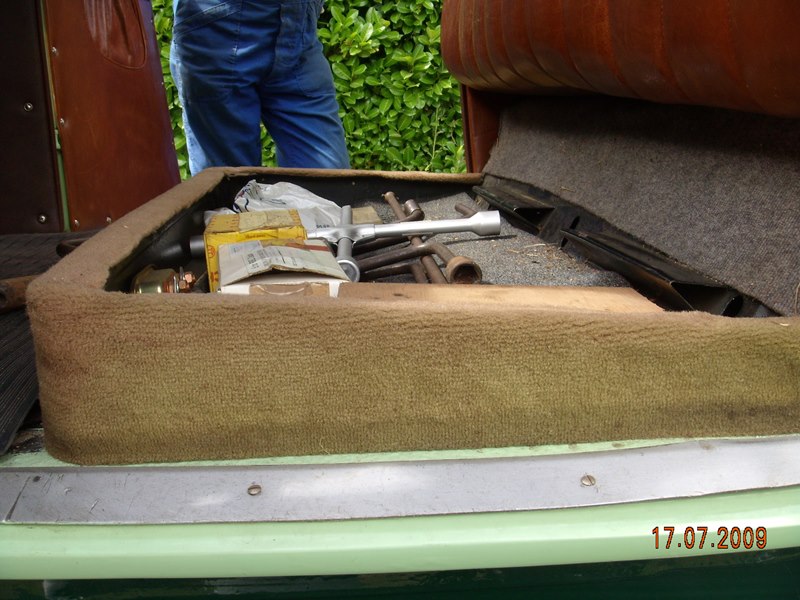 Assise roadster.jpg